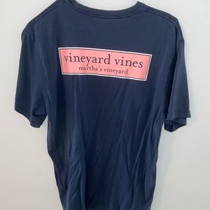 Women’s Vineyard Vines T-shirt